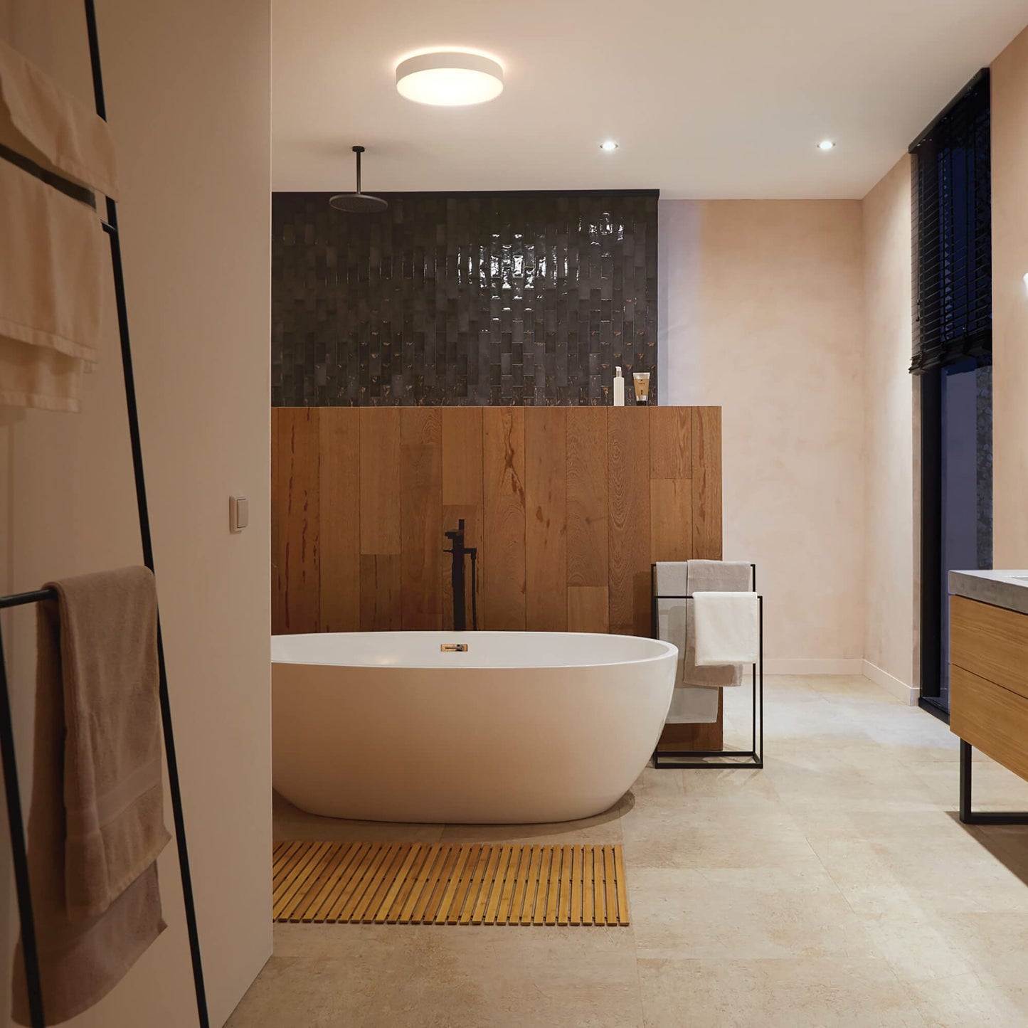 Philips Hue – Lámpara inteligente, Hue Enrave XL, Lámpara de Techo LED Inteligente, Luz Blanca de Cálida a Fría, Compatible con Alexa y Google Home, Color Blanco